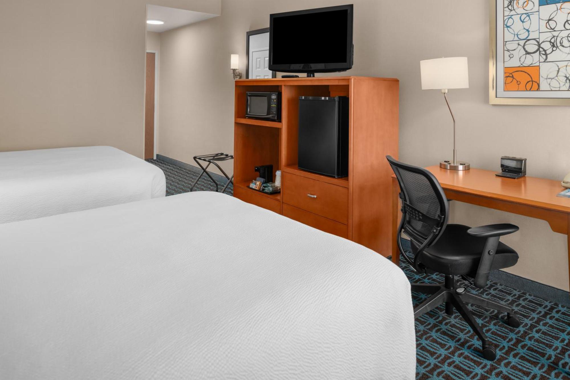 Fairfield Inn And Suites By Marriott Elk Grove Buitenkant foto