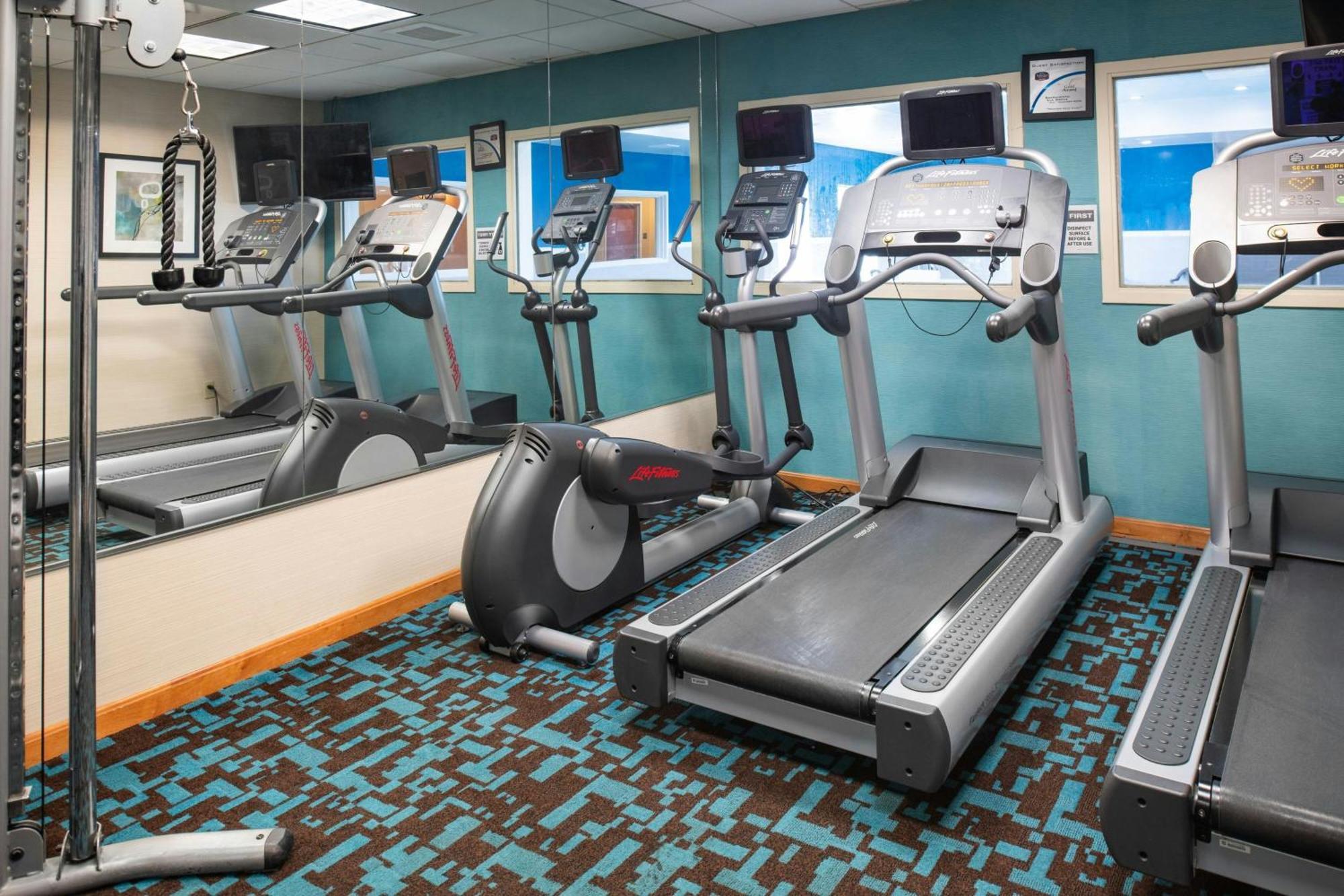 Fairfield Inn And Suites By Marriott Elk Grove Buitenkant foto
