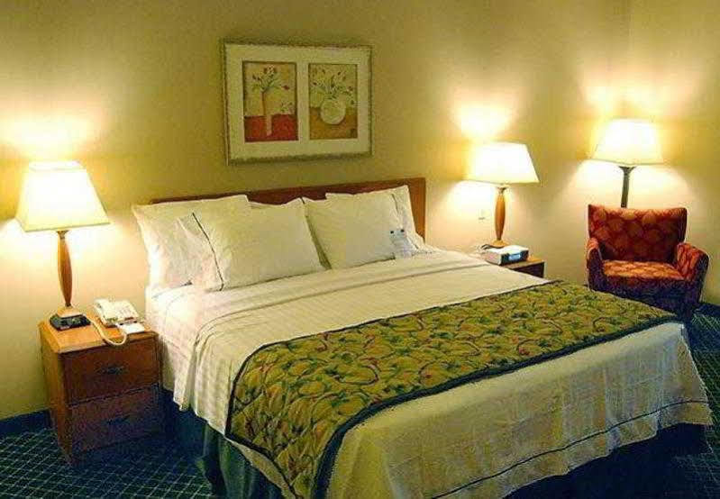 Fairfield Inn And Suites By Marriott Elk Grove Buitenkant foto